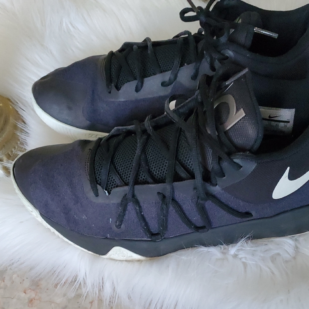 Nike Black and White Men's Sneakers Size 12 - Picture 10 of 15